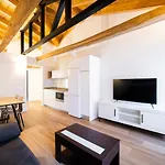 Apartamentos Mk77 León- Cantareros