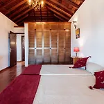 Casa Don Rodnico