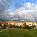 Hotel Villaneila