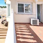 Golden Villa -Costa del Sol -GRATIS 1 Noche más cada 5 noches -Gran Piscina privada -BBQ -WiFi -PLAYA 5 min en coche
