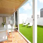 Céntrico Ático 2 dormitorios Gran Solárium privado