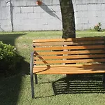 Precioso Piso En Playa America Con Jardin Privado.