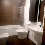 Manhattan. Apartamento En Urb, Con Piscina