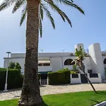 Casas Blancas Parque Montroig
