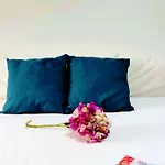 Apartamento con Patio muy cerca de Nervión