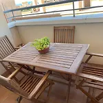 Coqueto Apartamento Con Piscina