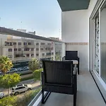 Global Properties, Bonito apartamento en Urbanizacion Ciudad Mar