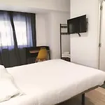 Hostal Carmen By Gaiarooms