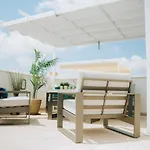 Villa Happy Moments
