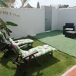 Habitacion Privada Con Bano Y Jardin Privado