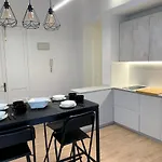 Apartamento Dúplex Planta Baja con Aparcamiento Gratuito en Palacio de Mijares