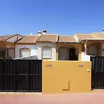 Bungalow Flor De Lirio