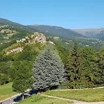 El Mussol De La Vila Camprodon, Balconets Amb Vistes A La Placa