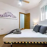 Premium El Palo Apartment Near The Beach With Parking