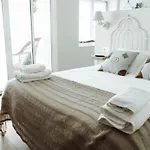 Casa Real 110+2