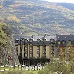 San Marsial Benasque Apartamentos y Hotel