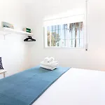 Sea & Wave Al Rolo Beach Apartment