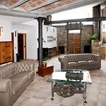 Borda Guiu - Adults Only -