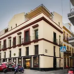 Anfitrión Sevilla