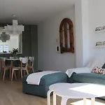 Apartamento Completamente Reformado En El Casco Antiguo Con Vistas Al Rio