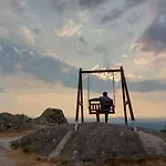 La Casa De Las Rocas - En La Ribeira Sacra