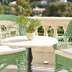 La Moraleja The Quiet Hotel
