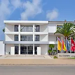 Hotel Isla De Cabrera