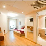 Duerming Longoria Plaza Hotel