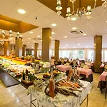 Hotel Alba Seleqtta