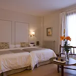 Parador De Puebla De Sanabria