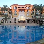 Luxury 2 Bedroom 2 Bathroom South Facing Second Floor Apartment