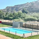 Precioso apartamento en Monzón con terraza,piscina,parque infantil y parking