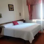 Casa De Mama