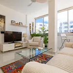 Canarian Holiday Home - Luxury Condo Near Yumbo