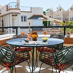 Amazing renovated pool view Apartment, 2 min to Fañabe Beach