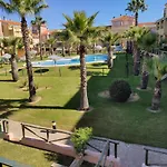 Beach-Golf House