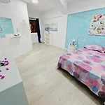 301, Apartamento 2 bedrooms, near Playa de las Americas&FREE WIFI
