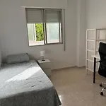 3-Bedroom + Crib - Perfect For The Family