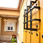 La Casa De Los Bisa