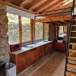 Agradable cabaña con aparcamiento gratuito.