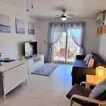 Lovely 2 Bed, 2 Bath Apt With 2 Large Pools
