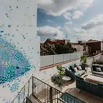 Petit Luxe Volta