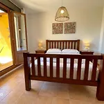 (BIS001) Moderno Duplex Apartment