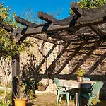 Casa rural Paco En pleno corazón de Cantabria muy cerca de la costa