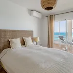 Lovely Beachfront Apartment With Panoramic Views