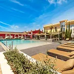 Hotel Paradise Residencial