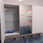 Vivienda Compartida Con Ambiente Familiar