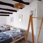 casa costa dorada con piscina