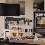 Maravillosa - Villa Carolina - Boutique con piscina en Galicia a pie de playa