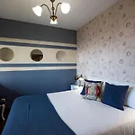 Maravillosa - Villa Carolina - Boutique con piscina en Galicia a pie de playa